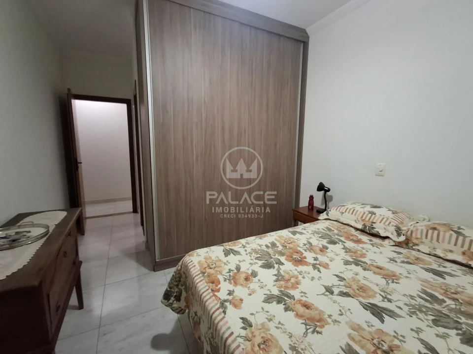 Casa térrea com 3 suítes no Recanto Piracicamirim, Piracicaba, SP.