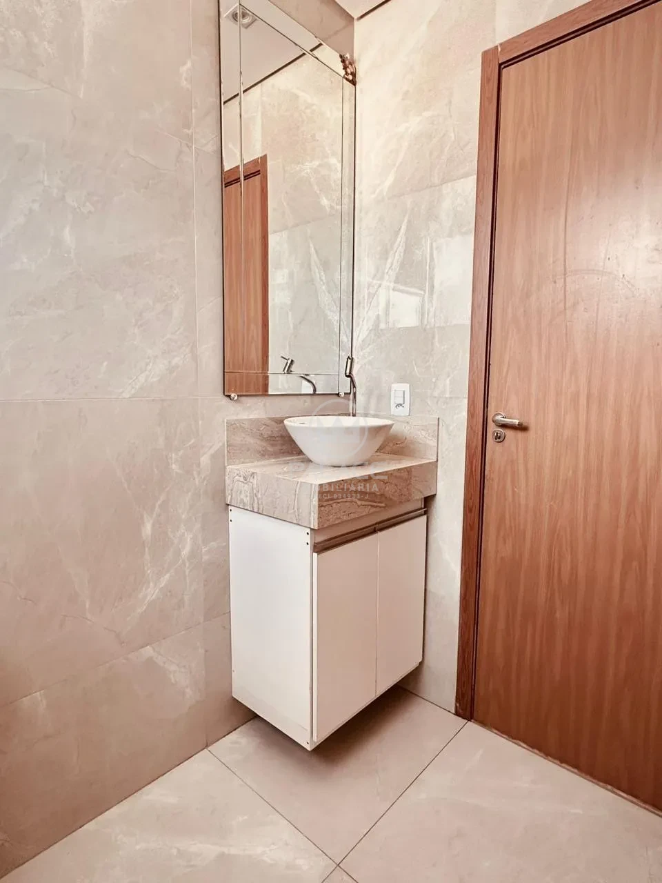 Apartamento com Elevador no Condomínio Piazza Florença, Campestre, Piracicaba.