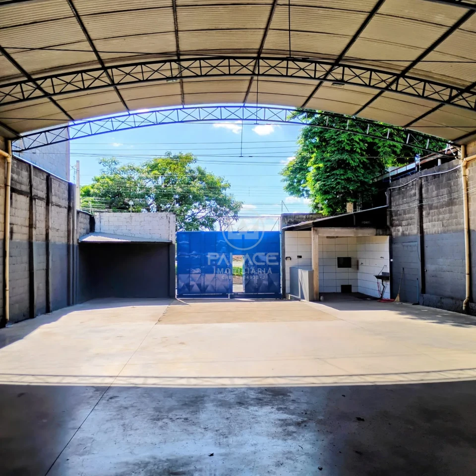 Barracão disponivel para locação