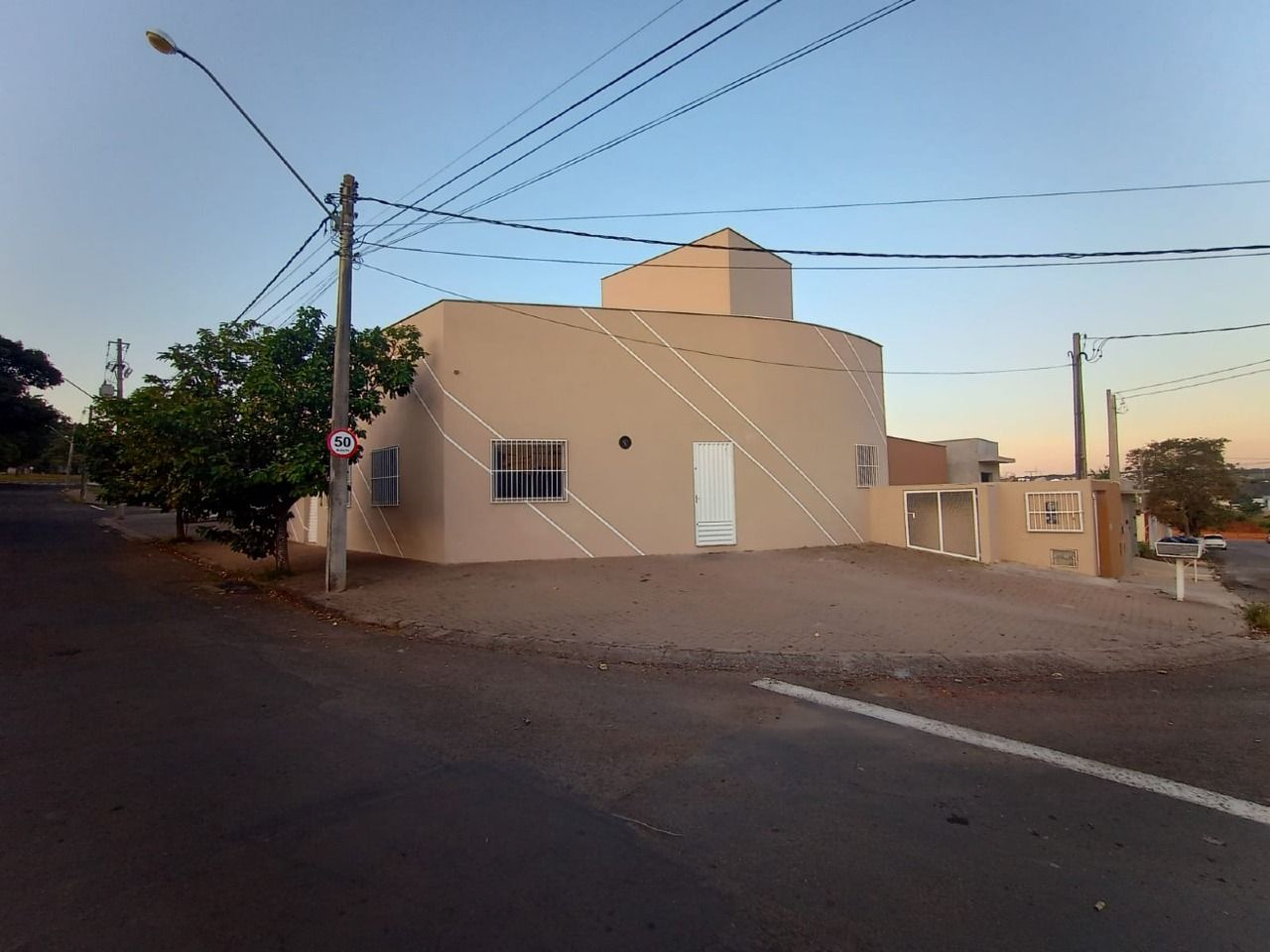 Imagens do imóveis salão para alugar em loteamento santa rosa, piracicaba 198m²