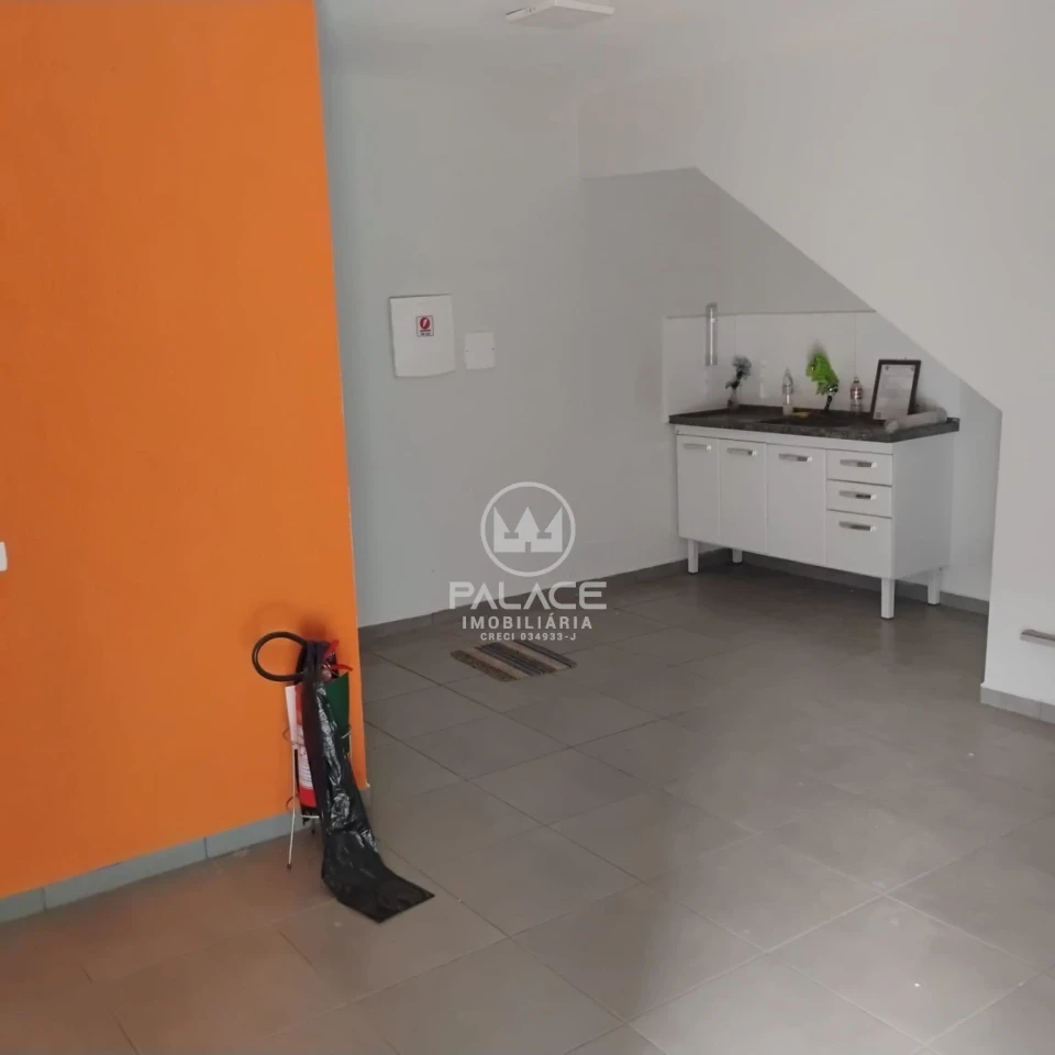 Barracão disponivel para locação no Bairro Vila Rezende