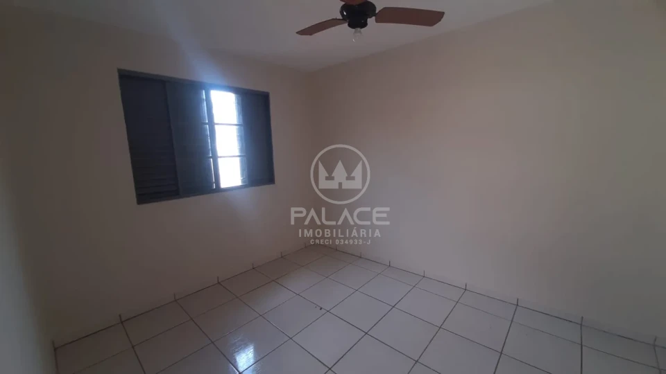 CASA PARA LOCAÇÃO/ 4 QUARTOS  / CHURRASQUEIRA/VILA REZENDE