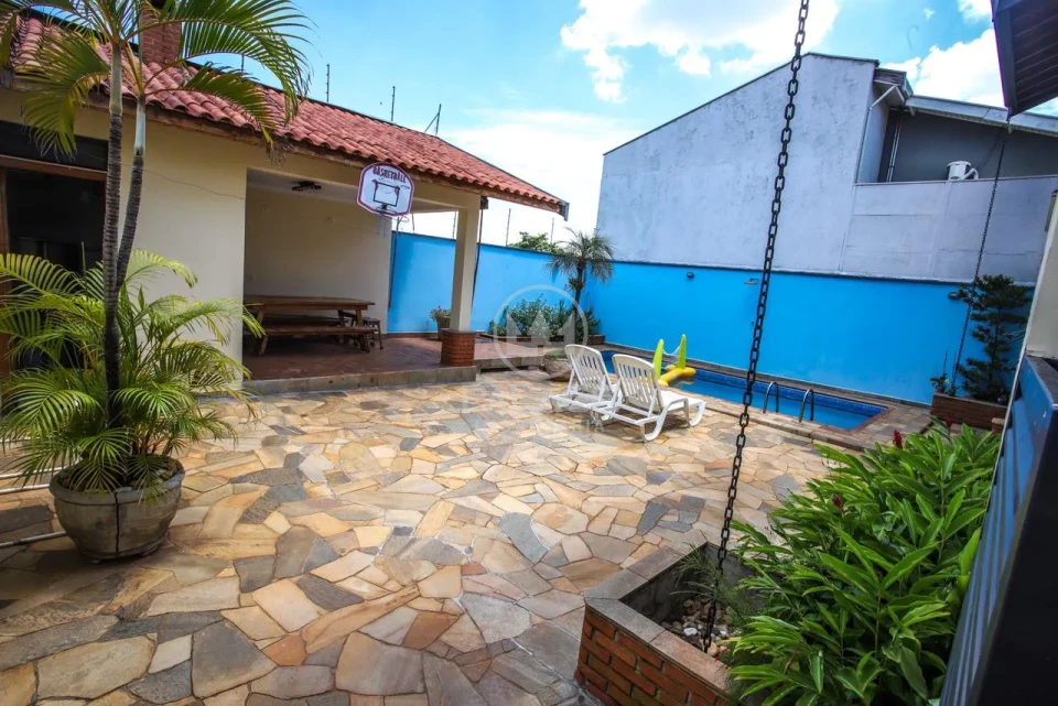 Sobrado de alto Padrão a venda em bairro Nova América