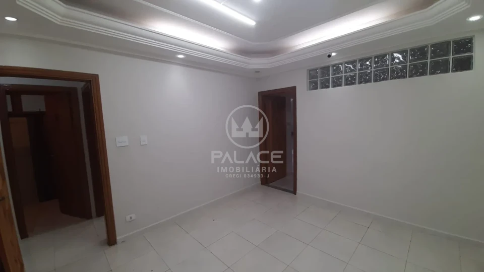CASA PARA LOCAÇÃO /  3 QUARTOS / 5 VAGAS DE GARAGEM /COMERCIAL /  RESIDENCIAL