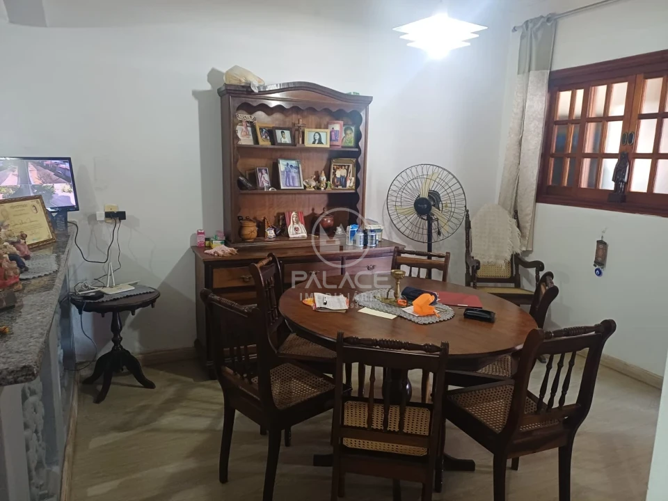 Casa a Venda em Rio das Pedras