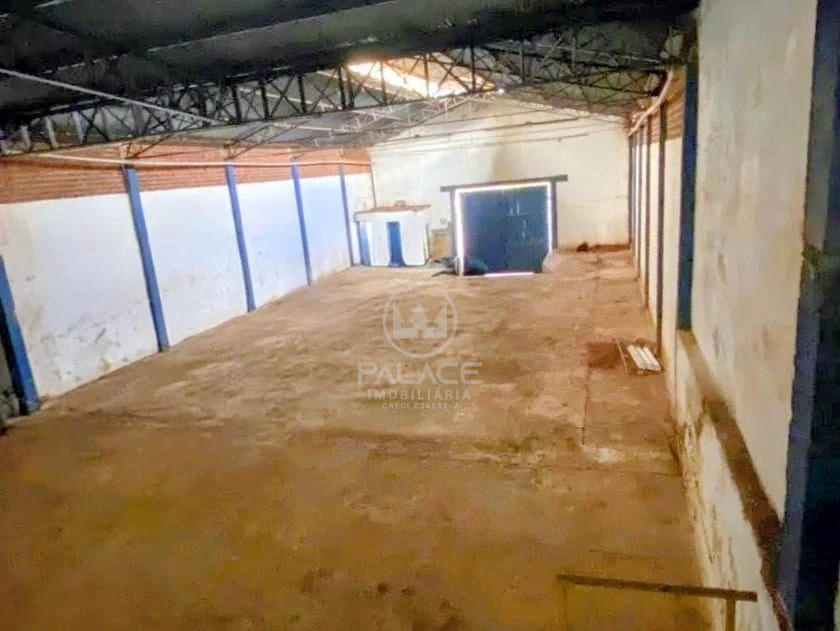 barracão disponivel para locação