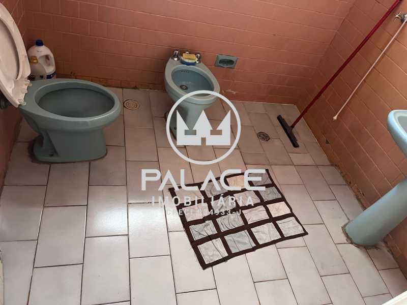 Imagens do imóveis Casa de rua -  / Residencial / Centro