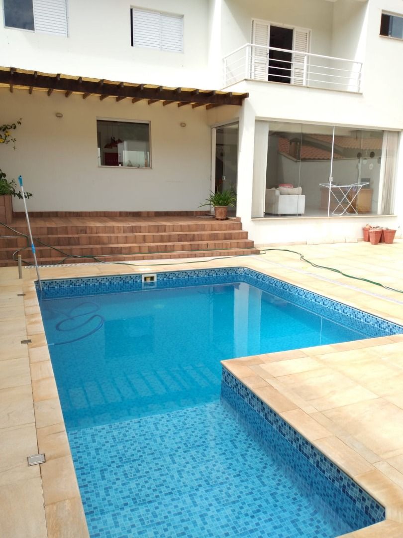 Imagens do imóveis casa à venda em parque santa cecília, piracicaba 3 quartos 209m²