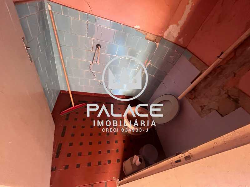 Imagens do imóveis Casa de rua -  / Residencial / Centro