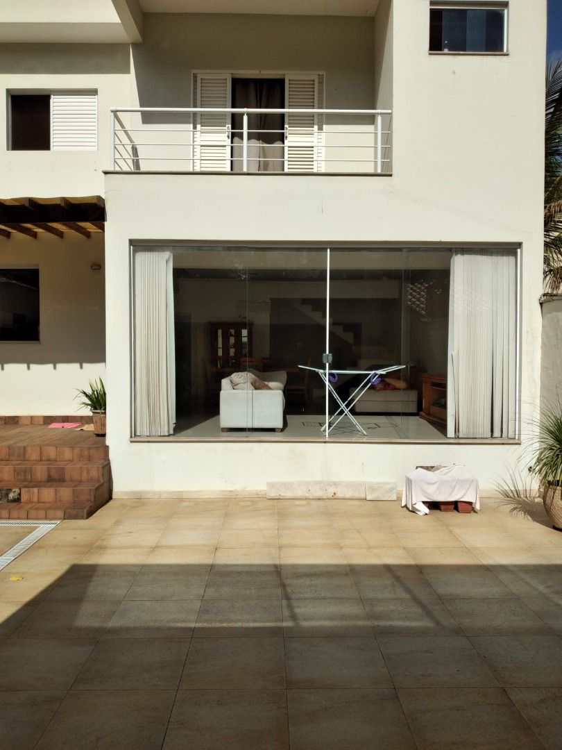 Imagens do imóveis casa à venda em parque santa cecília, piracicaba 3 quartos 209m²