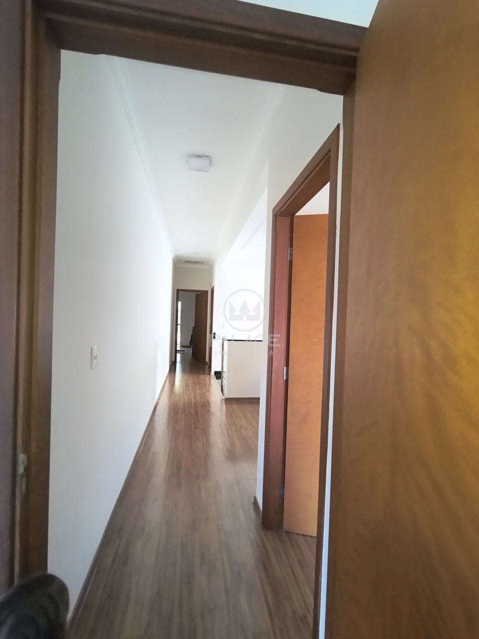 Casa à Venda no Condomínio Leão