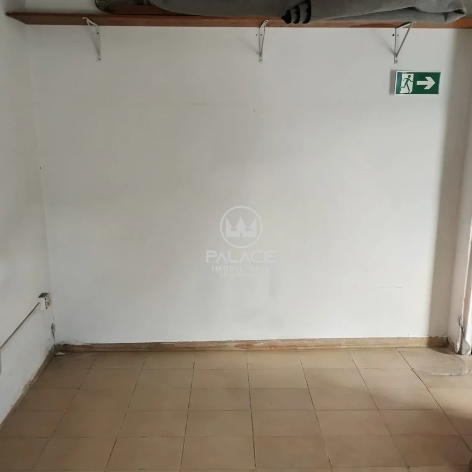 estacionamento disponivel para locação
