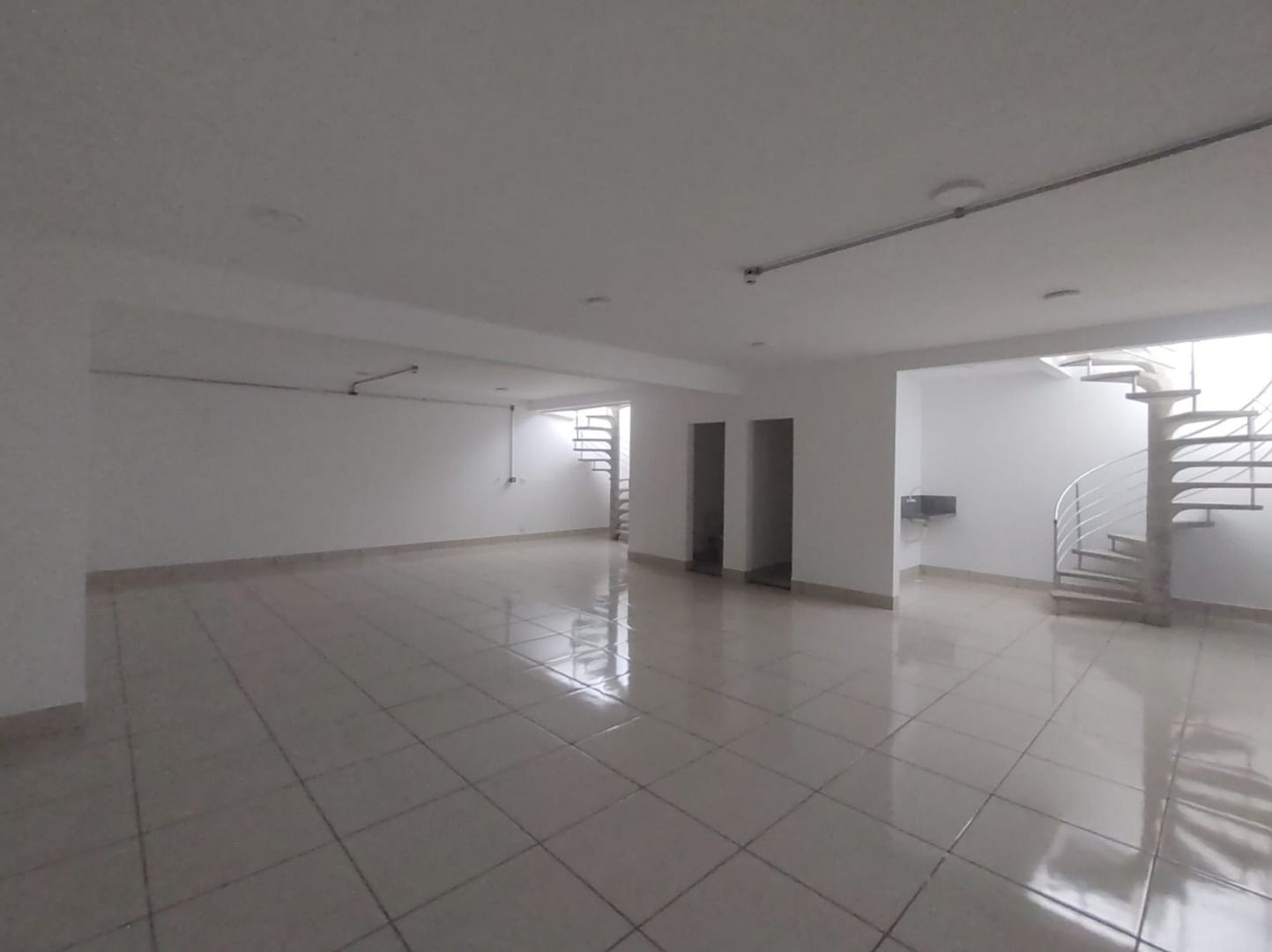Imagens do imóveis sala comercial para alugar em água branca, piracicaba 83m²