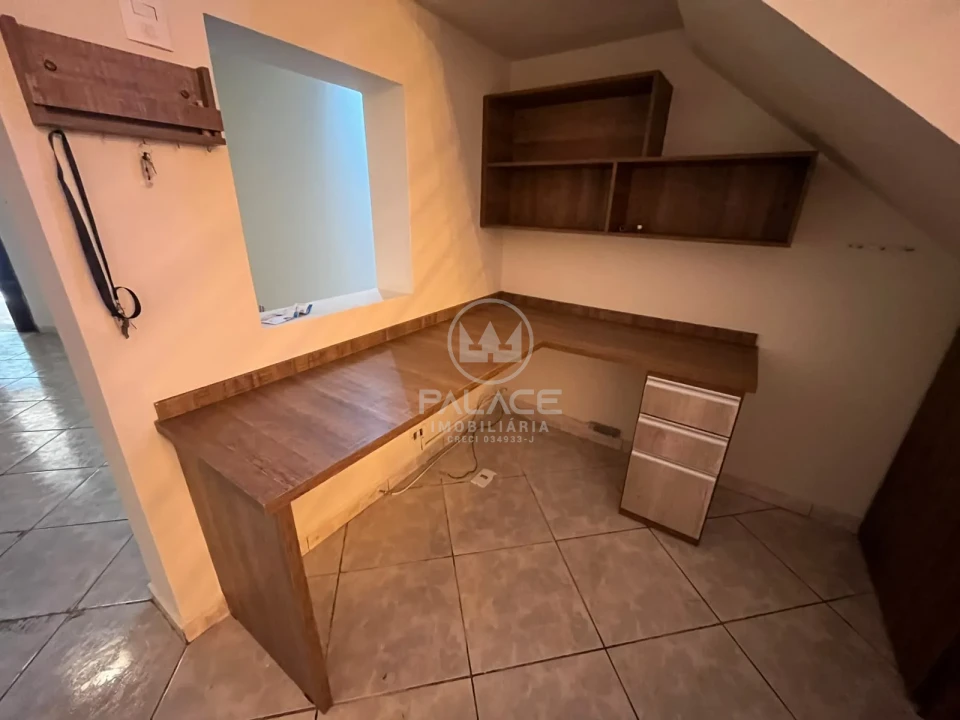 Casa para alugar, 3 quartos, sendo 1 suíte, 2 vagas, no Santa Rosa em Piracicaba / SP