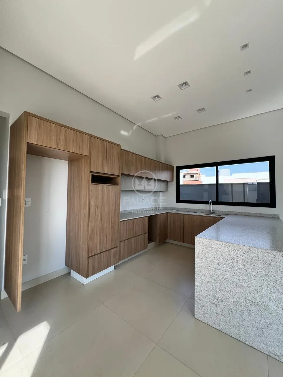 casa em condomínio à venda em santa rosa, piracicaba 3 quartos 196m²