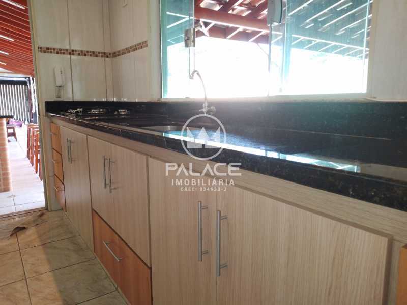 Imagens do imóveis casa à venda em nova suiça, piracicaba 2 quartos 202m²