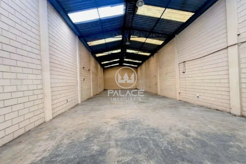 Barracão disponivel para locação