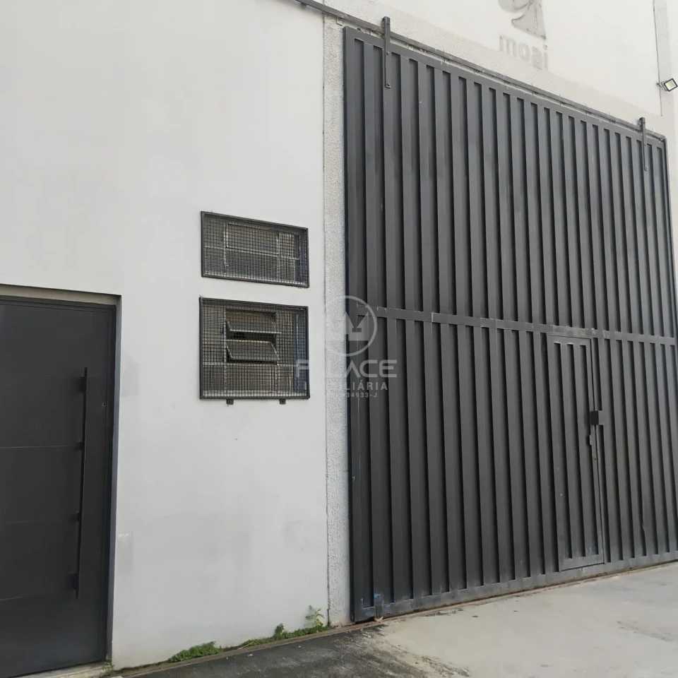 Barracão disponivel para locação/Castelinho