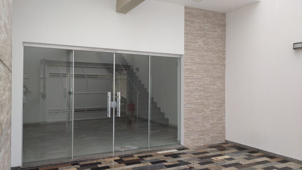 Casa com 3 dormitórios para alugar, 185 m² por RS 3.600,00-mês - Higienópolis - Piracicaba-SP