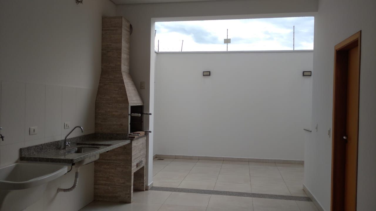 Casa com 3 dormitórios para alugar, 185 m² por RS 3.600,00-mês - Higienópolis - Piracicaba-SP