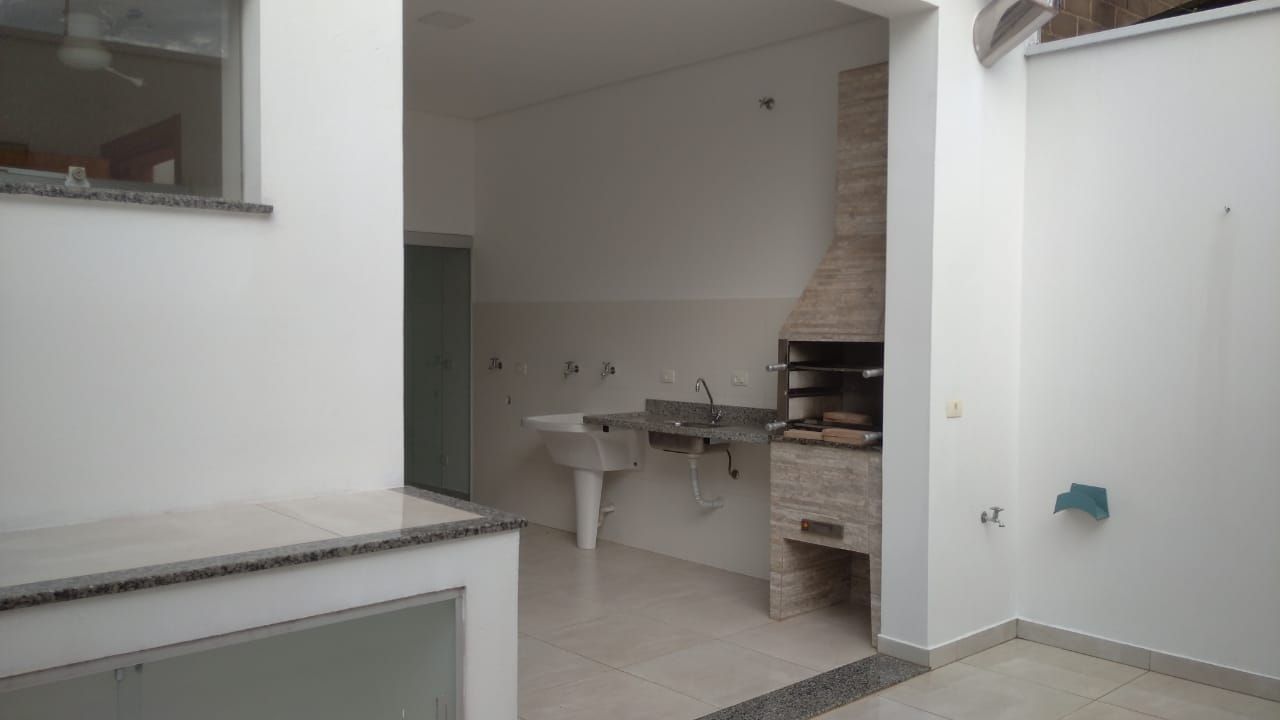 Casa com 3 dormitórios para alugar, 185 m² por RS 3.600,00-mês - Higienópolis - Piracicaba-SP