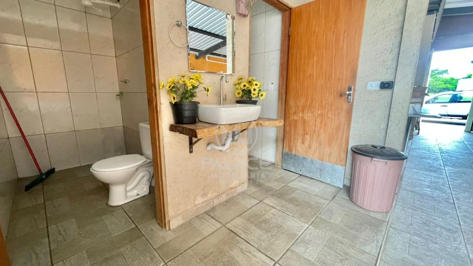 CASA / LOCAÇÃO / EDICULA / PISCINA / SANTA TEREZINHA