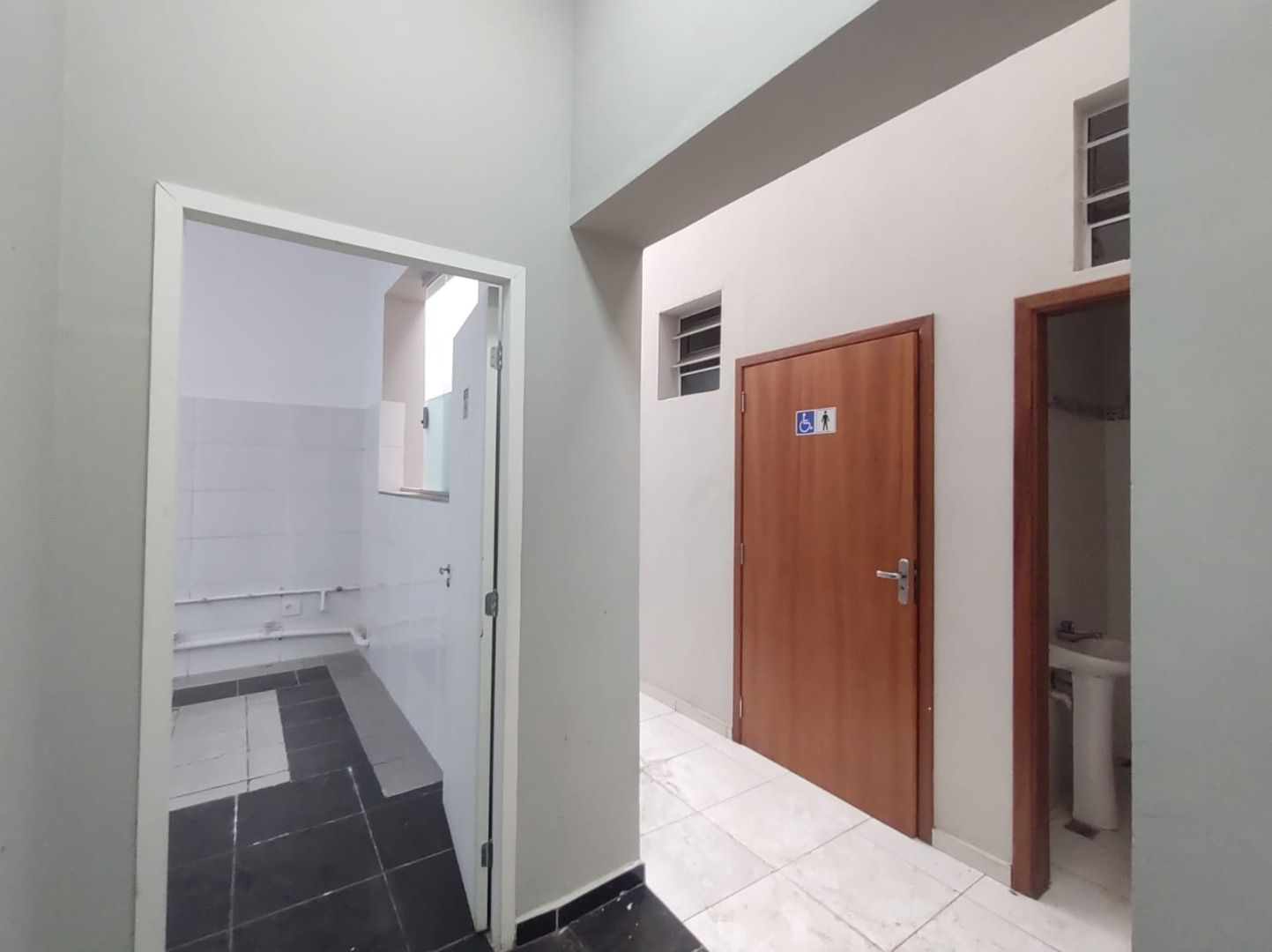 Imagens do imóveis Salão para alugar, 261 m² por RS 6.243-mês - Centro - Piracicaba-SP