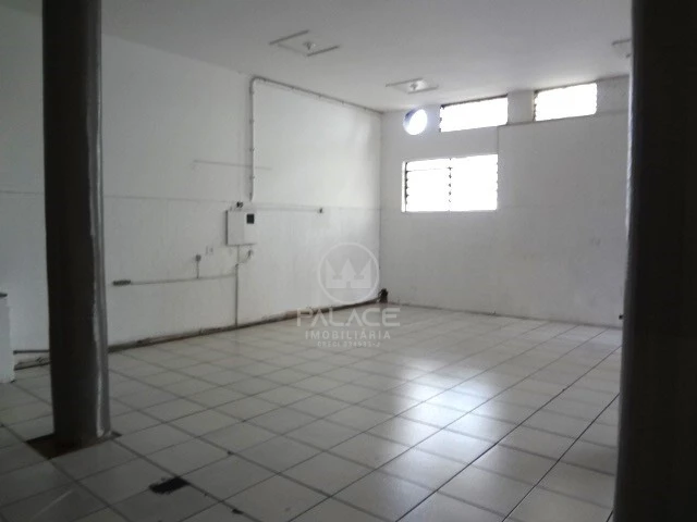 Salão Comercial de Esquina Para Alugar Centro Piracicaba