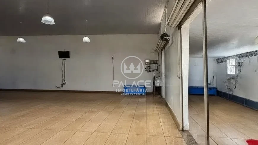 Barracão disponivel para locação