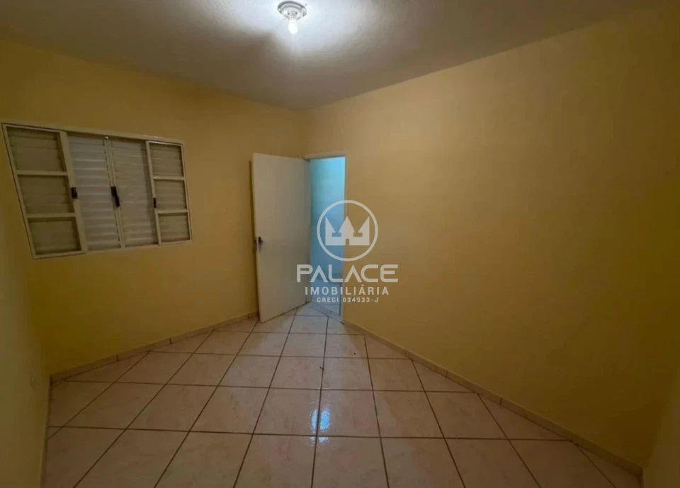 CASA PARA ALUGAR COM 3 QUARTOS CASTELINHO