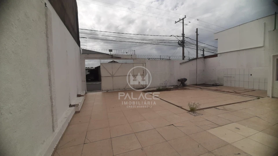 TERRENO PARA LOCAÇÃO / MONTE LIBANO