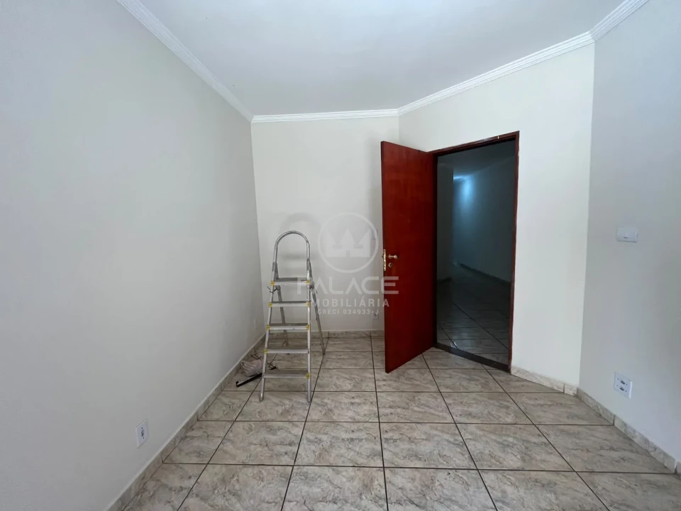 Casa para alugar, 3 quartos, sendo 1 suíte, 2 vagas, no Santa Rosa em Piracicaba / SP