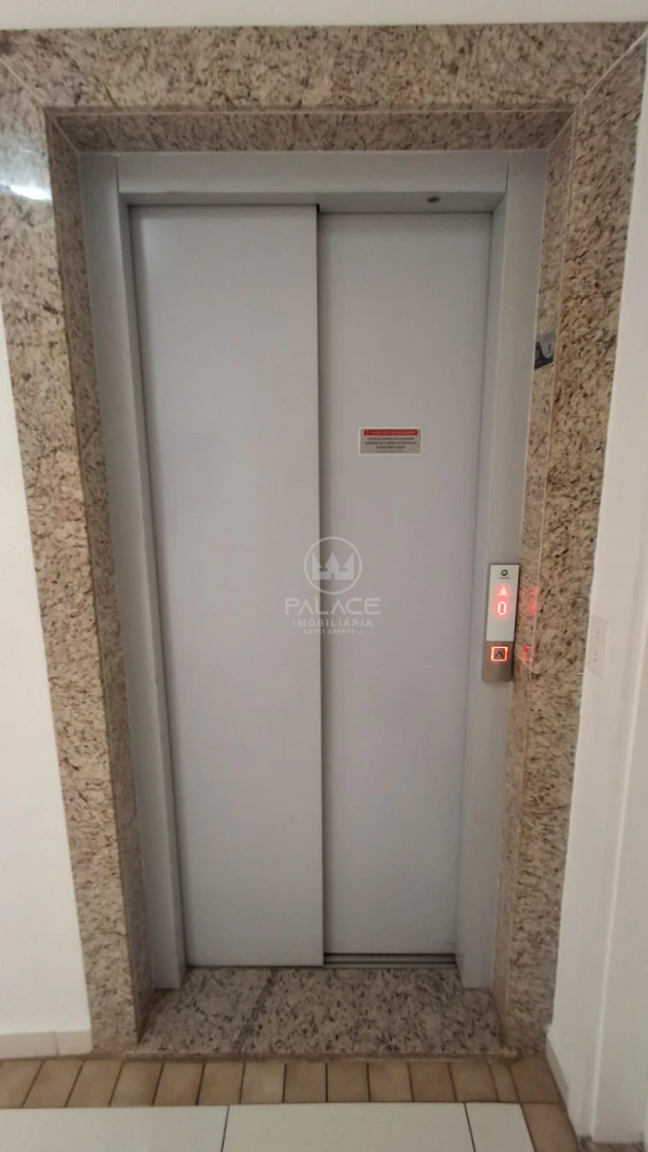 Apartamento Último Andar com elevador Condomínio Santa Helena Piracicaba