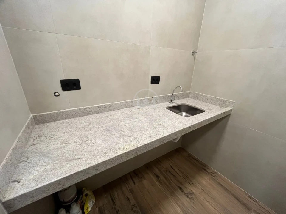 SALA PARA ALUGAR NO CENTRO - 20m² / PIRACICABA-SP