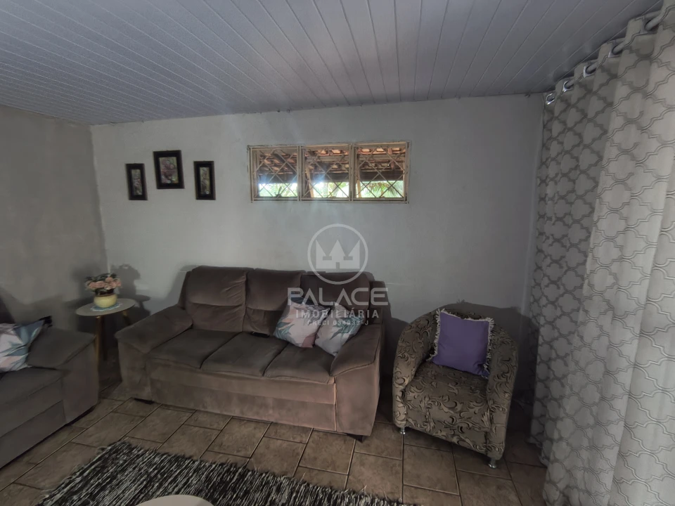 Imagens do imóveis Casa  de esquina excelente á venda na Balbo