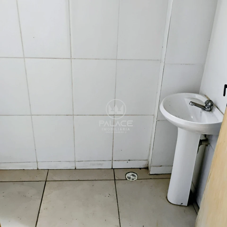 Salão Sobreposto disponivel para locação