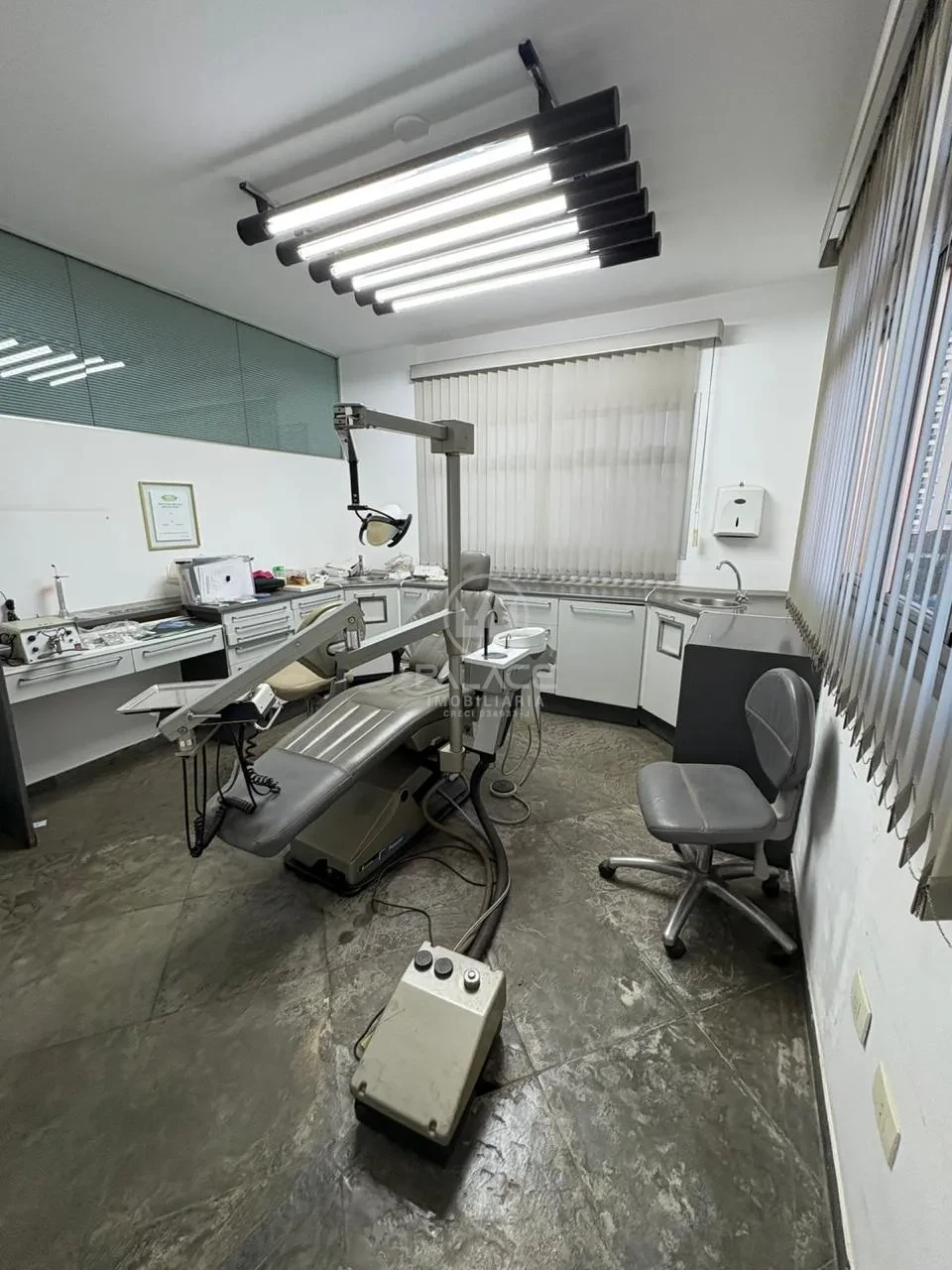 SALA COMERCIAL EQUIPADA PARA CLINICA ODONTOLOGICA COM 5 CONSULTORIOS