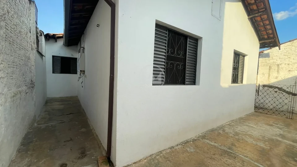 CASA COM 3 QUARTOS + SALAO PRA LOCAÇÃO PIRACICAMIRIM - PIRACICABA