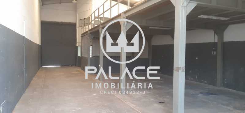 Imagens do imóveis Barracão -  / Comercial / Piracicamirim