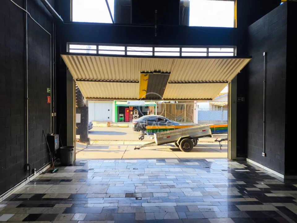 Barracão Comercial disponivel para Venda E Locação