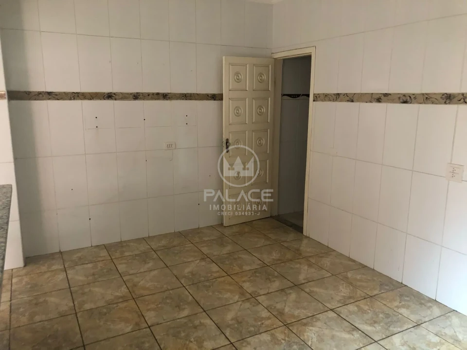 CASA / SOBRADO  A VENDA NO KOBAYAT LIBANO
