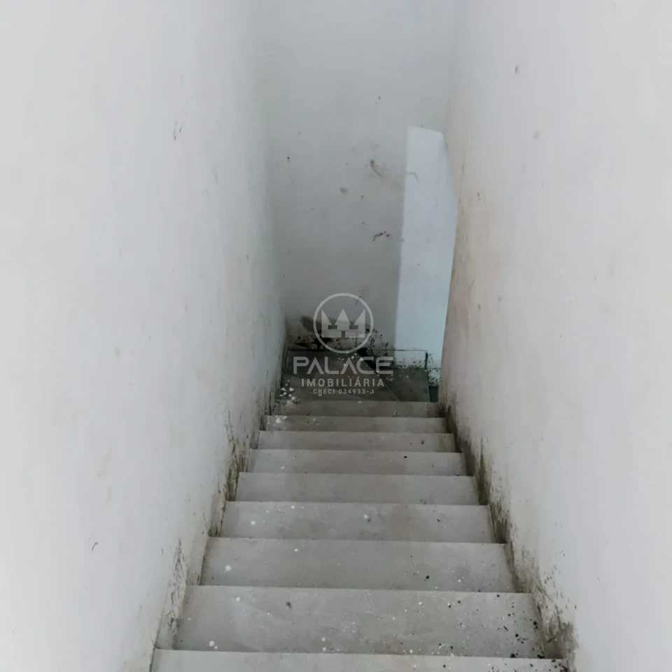 Barracão disponivel para locação