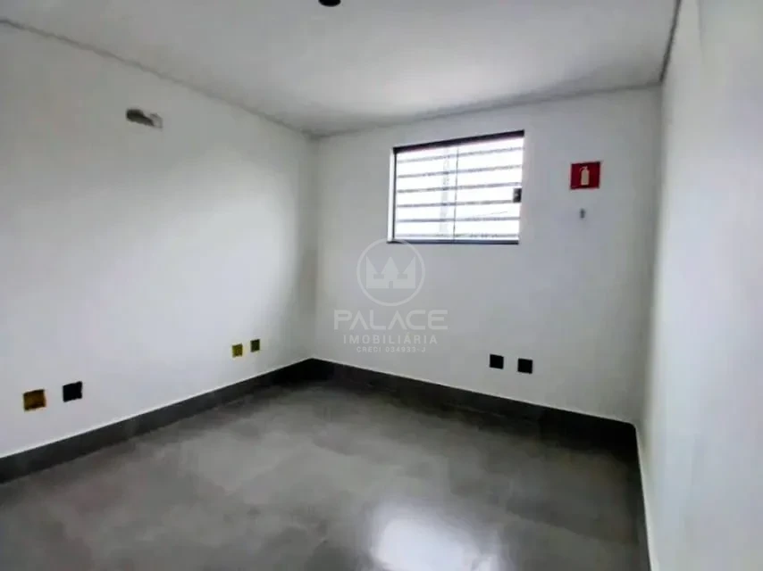 Barracão disponivel para locação