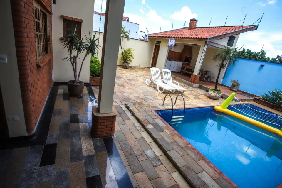 Sobrado de alto Padrão a venda em bairro Nova América