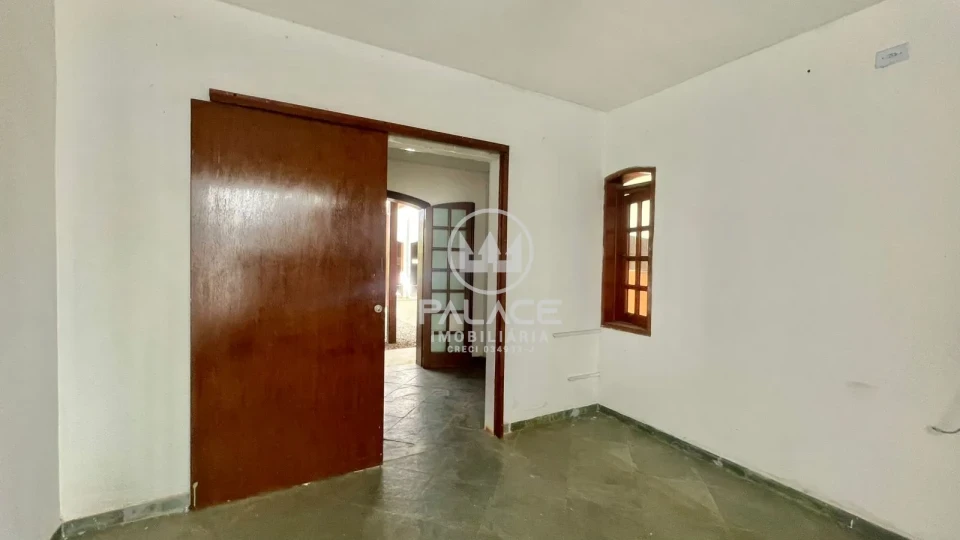 CASA / COMERCIAL / LOCACAO / 300m² / CASTELINHO / PIRACICABA