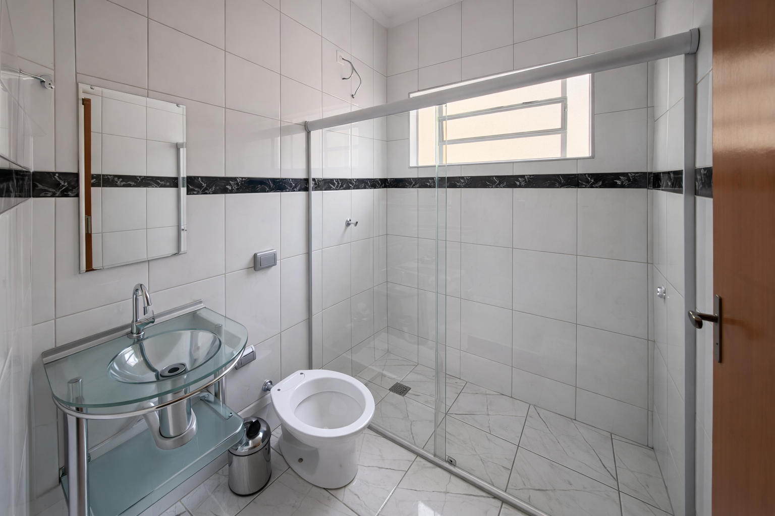 CASA PARA LOCAÇÃO 2 QUARTOS / BALBO