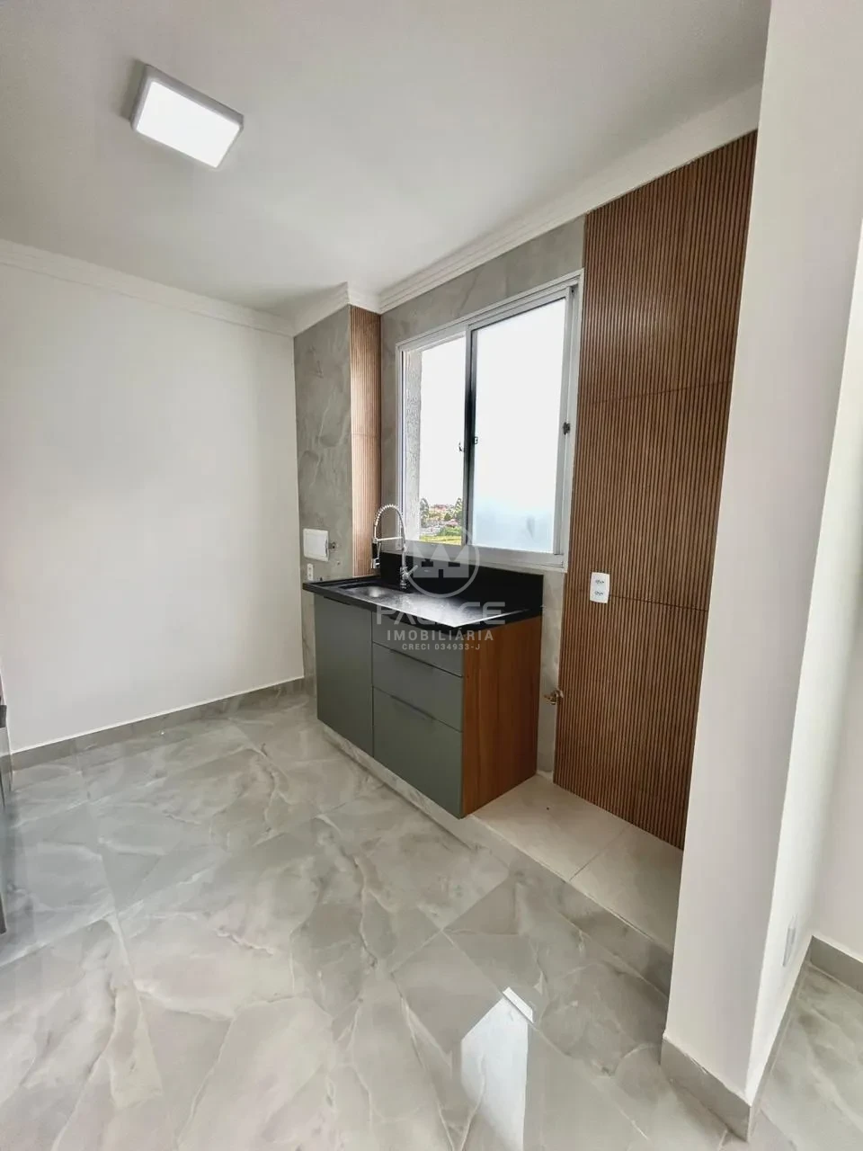 Apartamento com Elevador no Condomínio Piazza Florença, Campestre, Piracicaba.