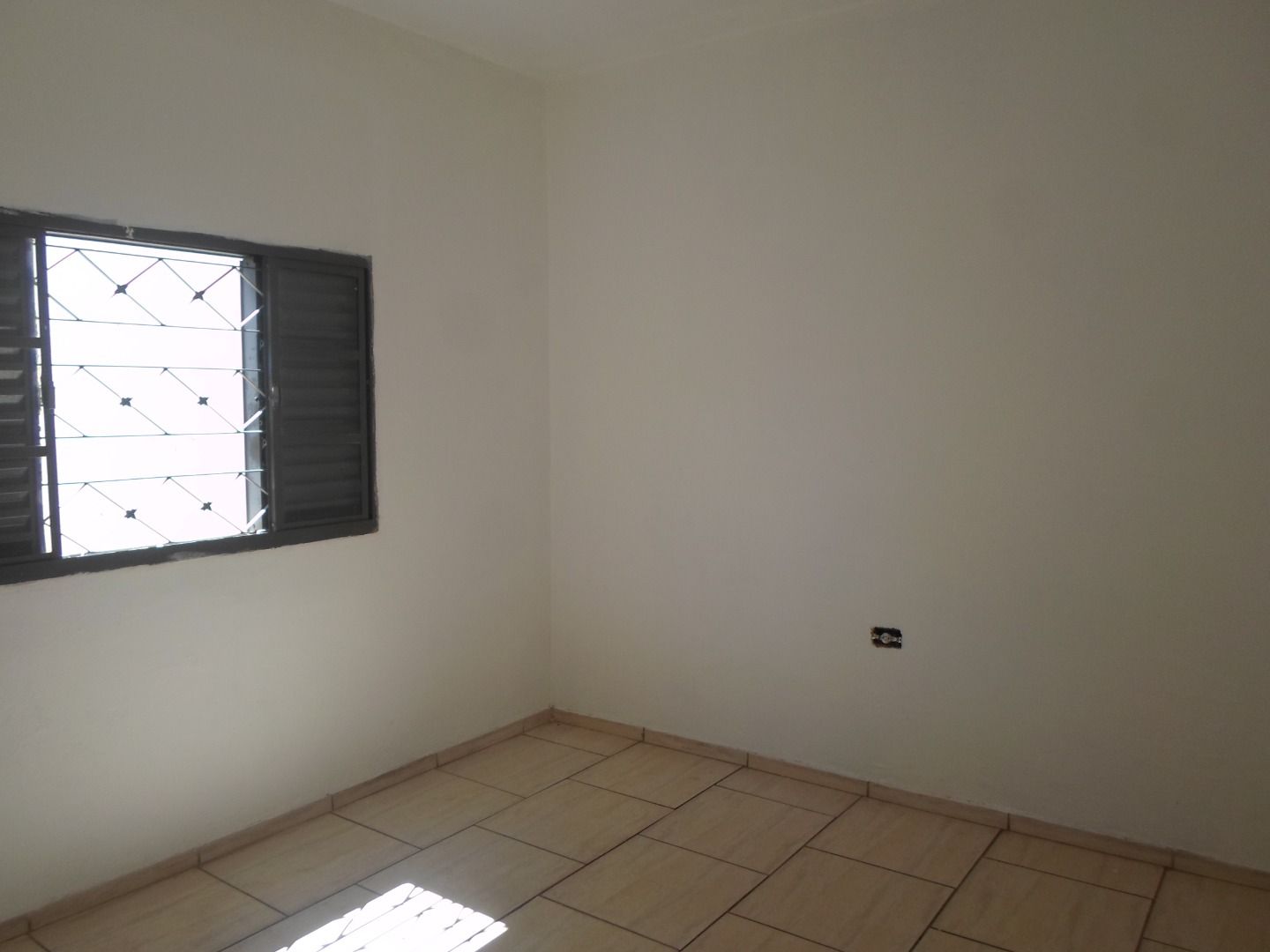 Casa com 2 dormitórios para alugar, 106 m² - Alto - Piracicaba-SP