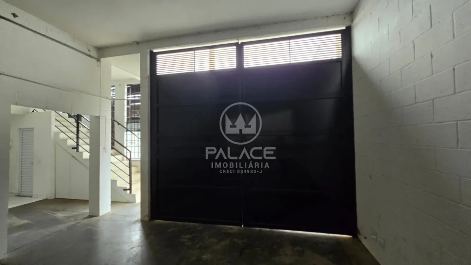 Barracão disponivel para locação