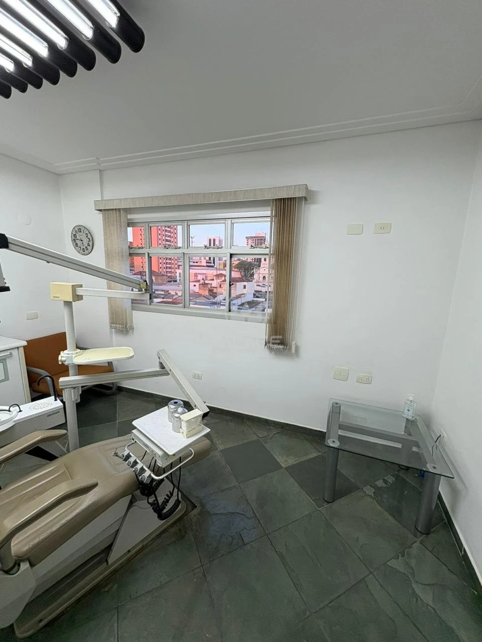 SALA COMERCIAL EQUIPADA PARA CLINICA ODONTOLOGICA COM 5 CONSULTORIOS